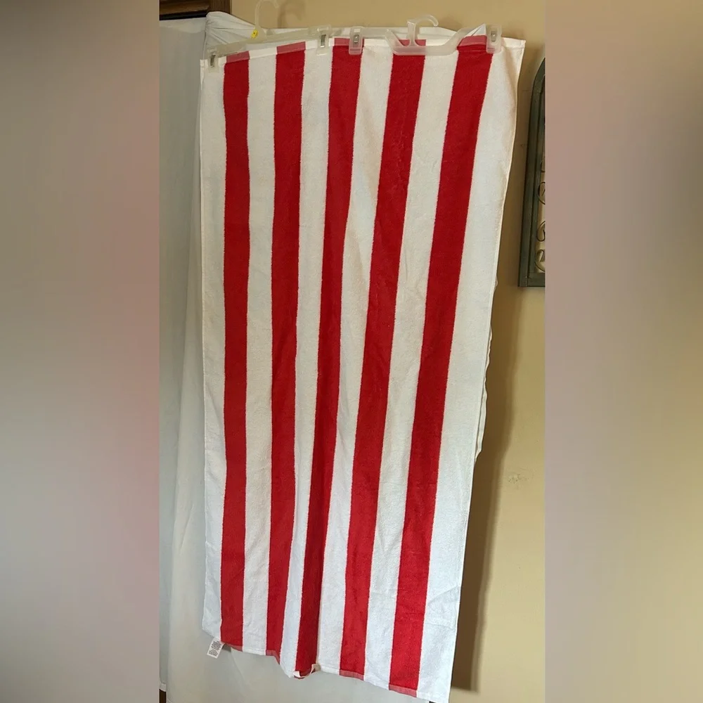Mainstays‎ Navy/White & Red/White Striped Beach Towel set